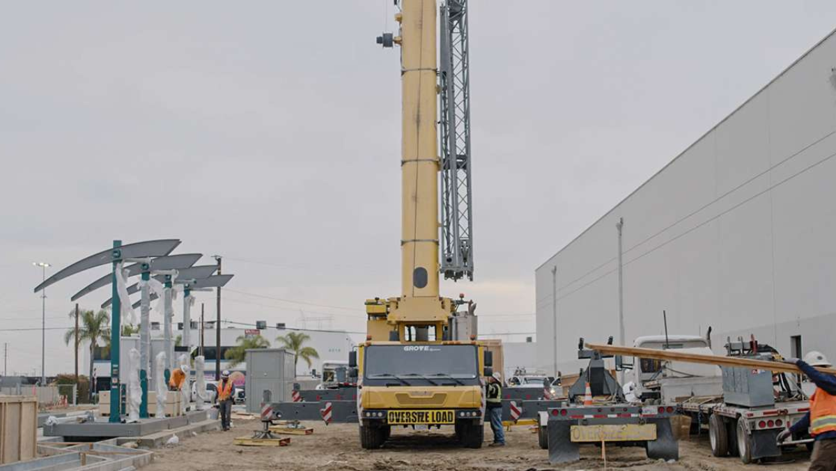 Image: The Infrastructure Bet That Could Unlock Electric Trucking